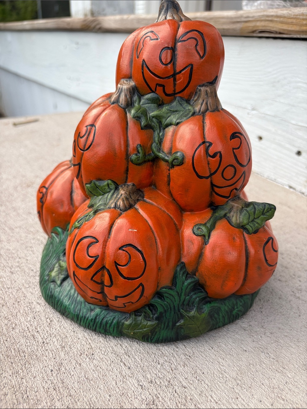 Vtg Ceramic Stacked Pumpkin Pyramid Jack O Lantern Halloween Decor 7” tall